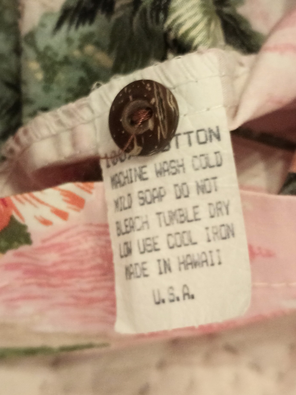 Men's Hilo Hattie The Hawaiian Original Pink Tropical Hawaiian Shirt XL - Picture 6 of 6